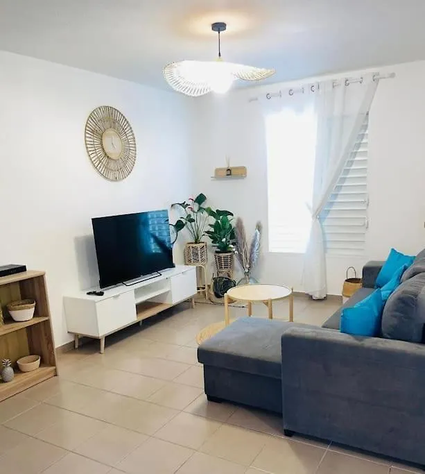 La Maison Ti Polwizyen Plage A 3 Mn A Pieds Port-Louis