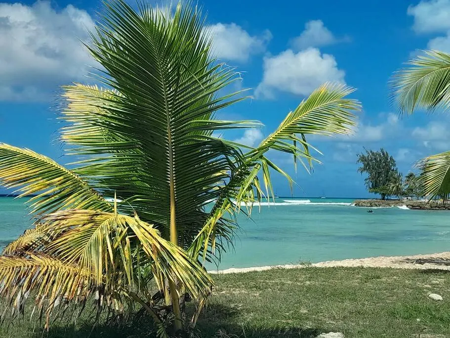 La Maison Ti Polwizyen Plage A 3 Mn A Pieds Port-Louis Guadeloupe