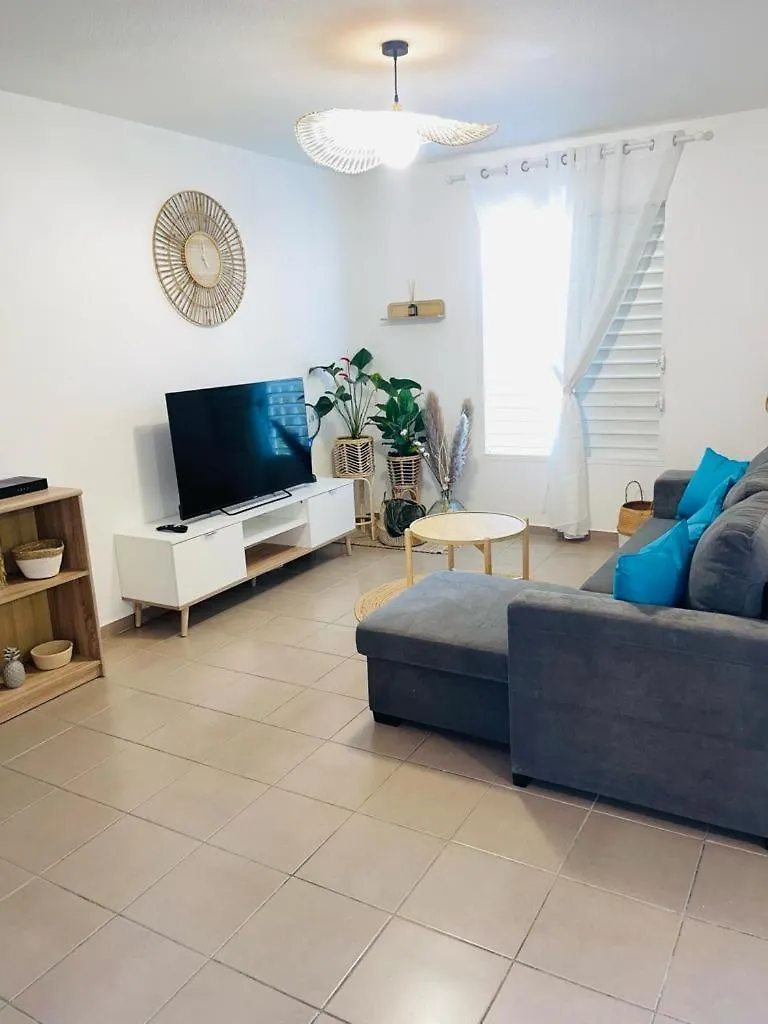 La Maison Ti Polwizyen Plage A 3 Mn A Pieds Port-Louis Holiday home