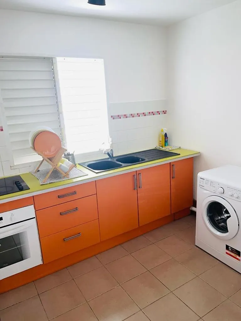 Holiday home La Maison Ti Polwizyen Plage A 3 Mn A Pieds Port-Louis Guadeloupe