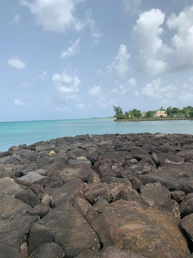 La Maison Ti Polwizyen Plage A 3 Mn A Pieds Пор-Луи